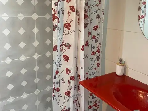 Depto Tipo Casa 2 ambientes con 1 baño