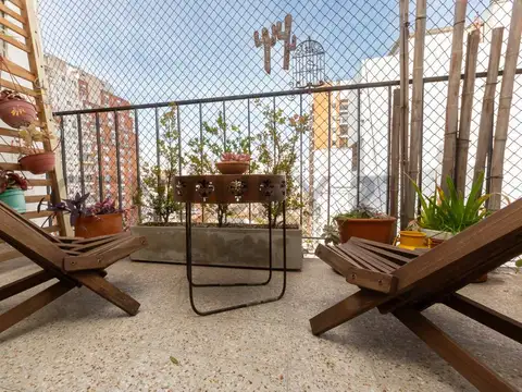 Av Diaz Vélez 3900, Piso 9