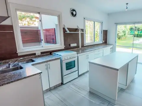 VENTA CASA 4 AMBIENTES - CLUB DE CAMPO PUEYRREDON - PILAR