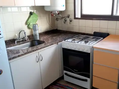 Venta 3 Ambientes con Balcón Francés en Parque Avellaneda