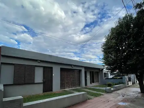 Casa 3 dormitorios en Parque Horizonte