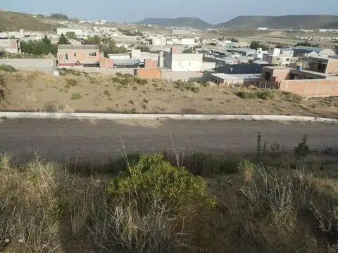 TERRENO B° ARENALES