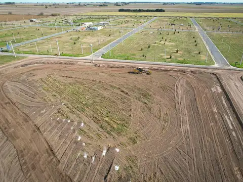 Terreno en Venta 33  mts Fondo