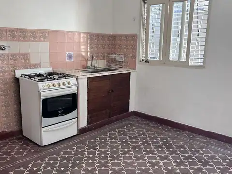 Casa en Alquiler en Monte Chingolo, $ 550.000
