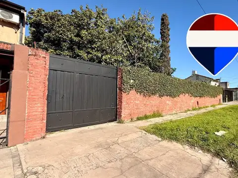 VENTA CASA 3 AMBIENTE LOTE 430 METROS OPORTUNIDAD
