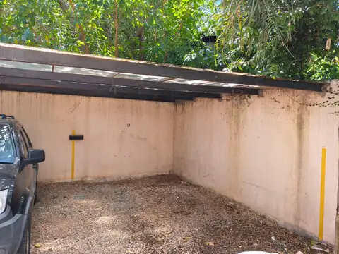 VENTA COCHERA DESCUBIERTA