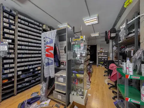 Casa 6 ambientes con 2 baños