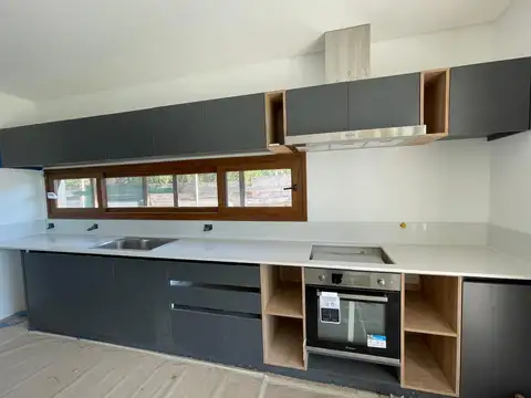 Casa en Venta en Laguna Grande, USD 680.000