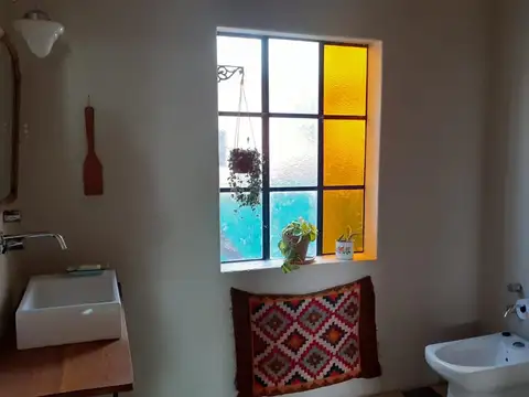 Casa 4 ambientes con 1 baño