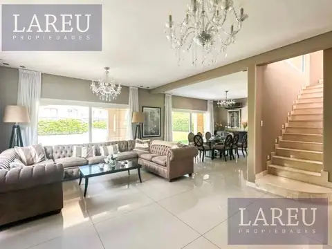 EXCELENTE Casa en La Lomada De Pilar