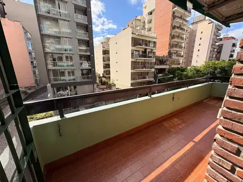 Departamento 4 ambientes con 2 baños