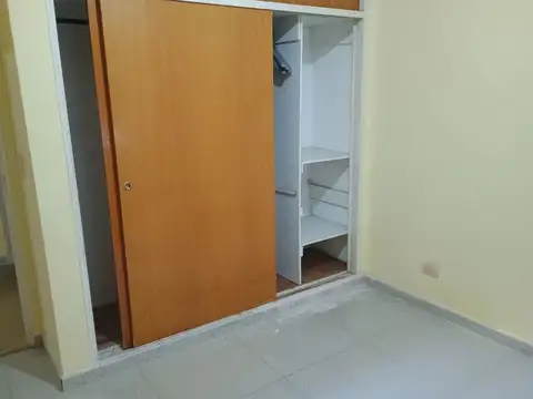 Departamento en Alquiler en San Justo, $ 500.000