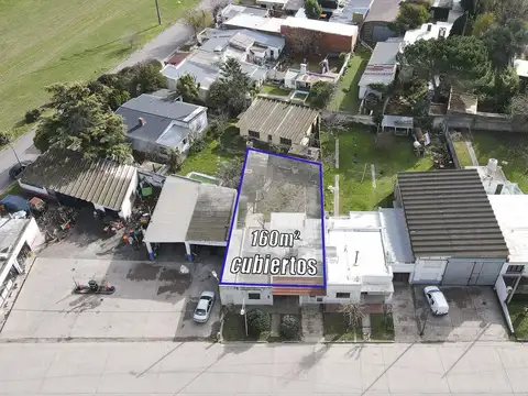 Casa en Venta con 1 cochera