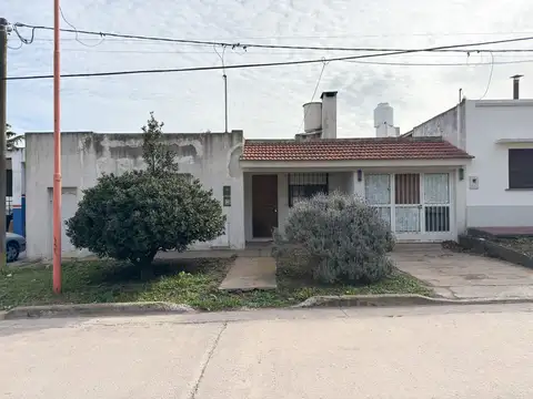 Venta de Casa 2 dormitorios Villa Cacique