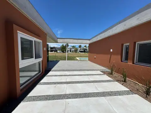 Casa en Alquiler al Norte