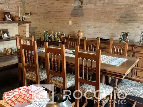 Casa 4 ambientes con 3 baños