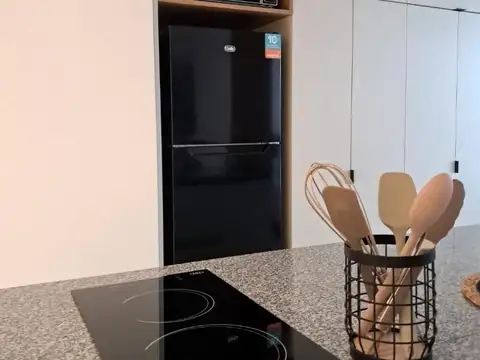 Departamento en Alquiler en Paseo Aldrey, USD 700