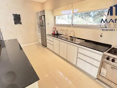 Casa en Venta en Barrio Cerrado Costa Esmeralda, USD 349.000