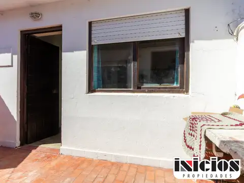 Newbery 1100