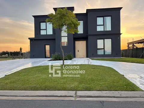 Puertos del Lago, Casa amoblada en Alquiler.