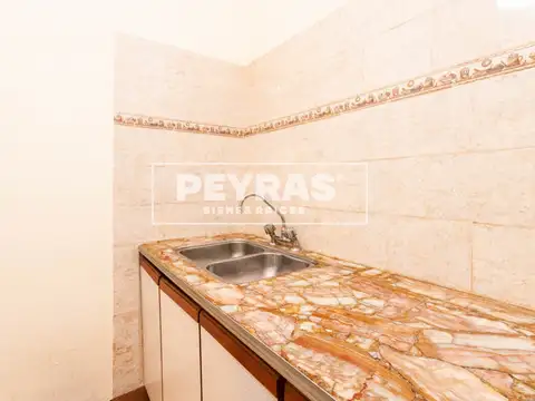 PH 3 Ambientes Con Patio en Lanús Centro