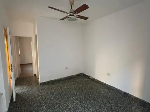 Suipacha 1146 , Piso pb