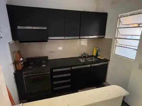 Depto Tipo Casa 2 ambientes con 1 baño