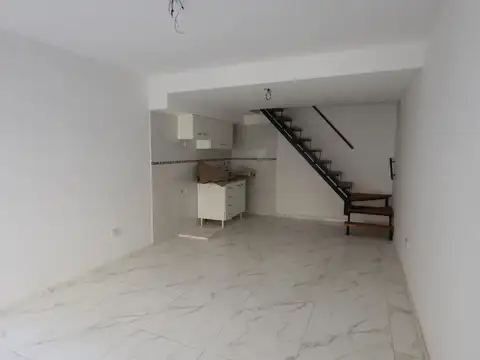 Venta unidad tipo dúplex a estrenar. Entrega y 60 cuotas.