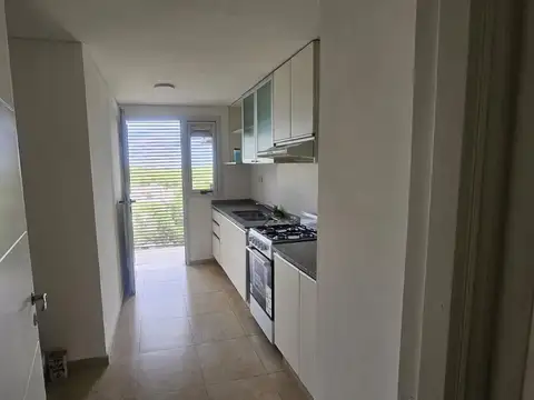 Departamento en Alquiler con 1 cocheras