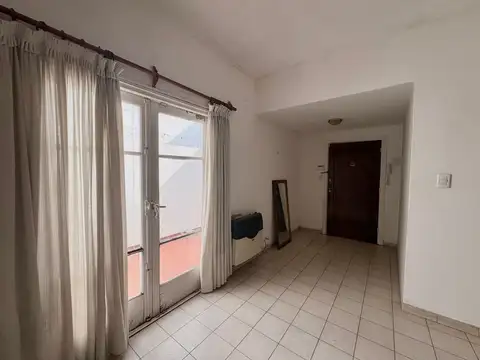 San Martin 3800, Piso 1