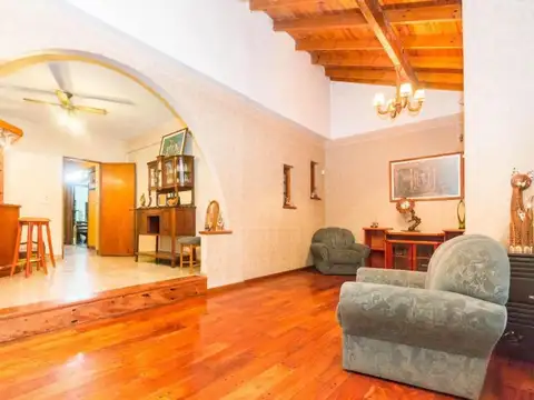 VENTA CASA 3 AMB EN FRIAS 5500 (ALMIRANTE BROWN - SAN JOSE)