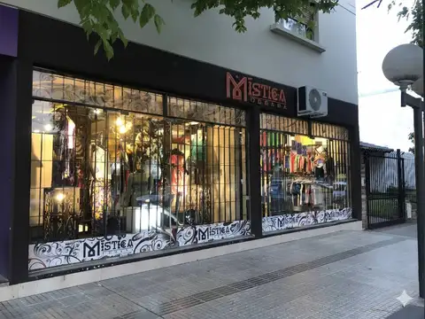 OPORTUNIDAD FONDO DE COMERCIO DE ROPA CONSOLIDADO CON STOCK Y CLIENTELA