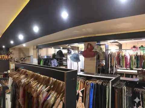 OPORTUNIDAD FONDO DE COMERCIO DE ROPA CONSOLIDADO CON STOCK Y CLIENTELA