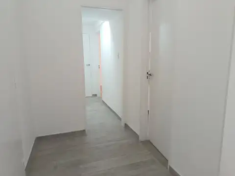 Departamento en Venta en Parque Rivadavia, USD 149.000