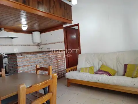 DEPARTAMENTO 2 AMBIENTES CON ENTREPISO (contra frente)