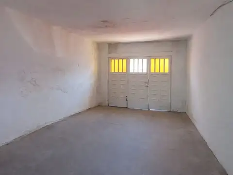 Casa 3 ambientes con 1 baño