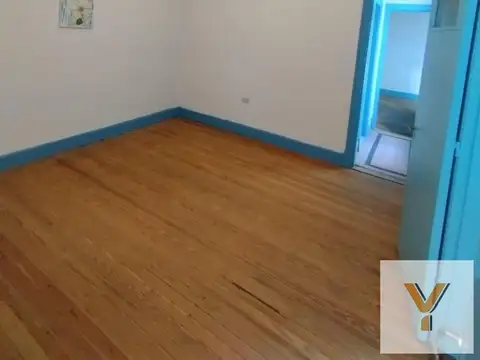 Depto Tipo Casa 5 ambientes con 1 baño