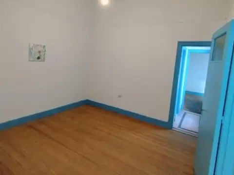 Depto Tipo Casa 5 ambientes con 1 baño