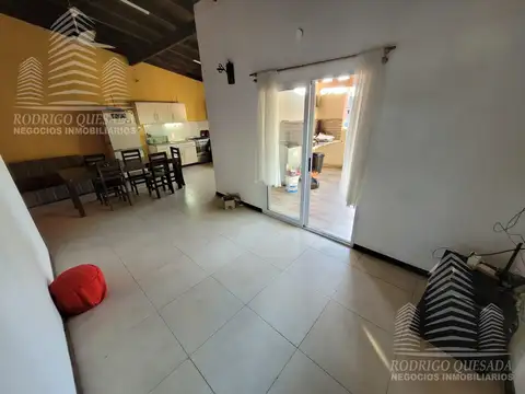 Departamento 4 ambientes con 2 baños