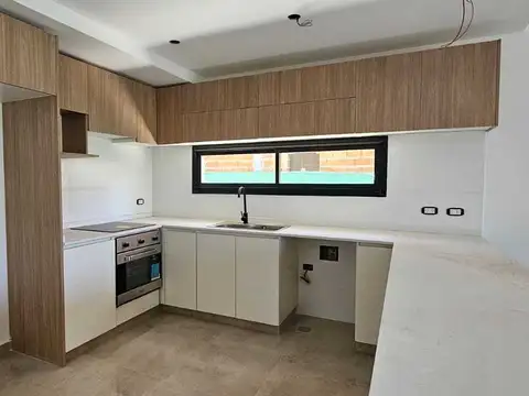Casa en Venta en Springpark, USD 165.000