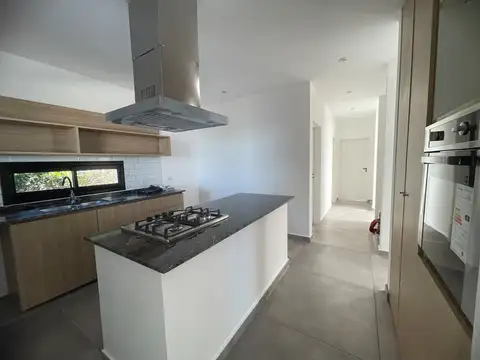 Casa en Venta al Este