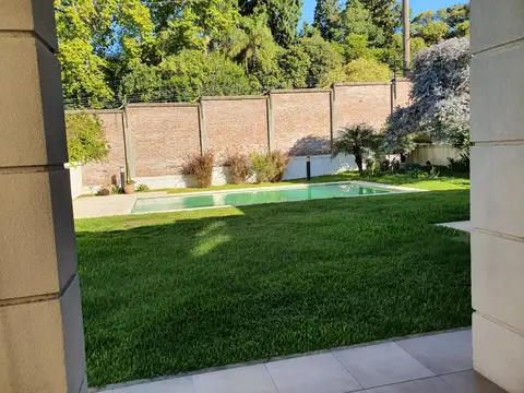 Importante casa en Barrancas de Guido Quilmes centro