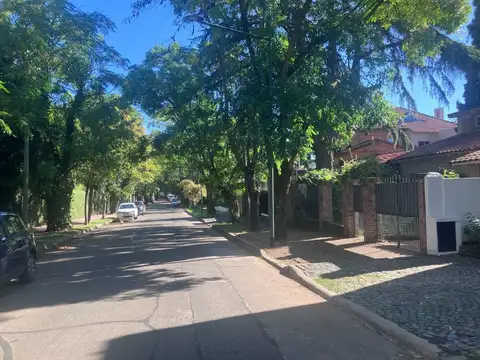 Presidente Uriburu 200