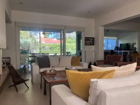 Venta Casa Beccar Vías-Libertador 8 amb Jardín Pil