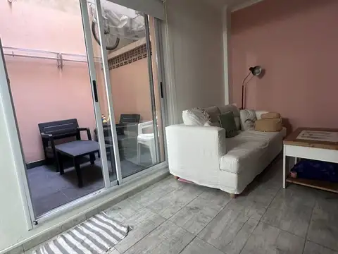 VENTA MONOAMBIENTE CON PATIO EN CABALLITO