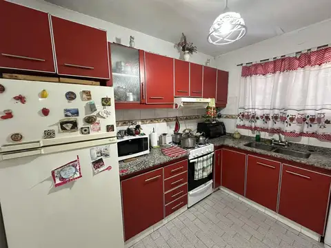 Venta - Casa 3 Amb Multifamiliar en Ituzaingo - Permuta