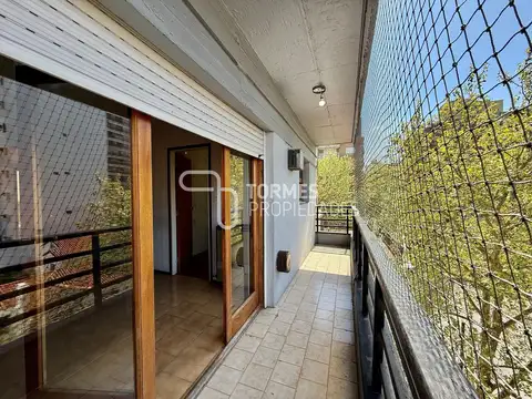 * Buenos Aires al 2500