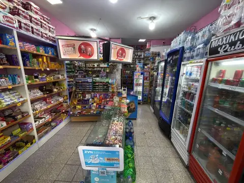 Guayaquil 700, Piso 0