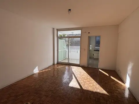 Hidalgo 800, Piso 1