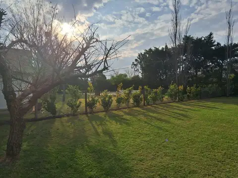 Venta terreno en Puerto Roldán